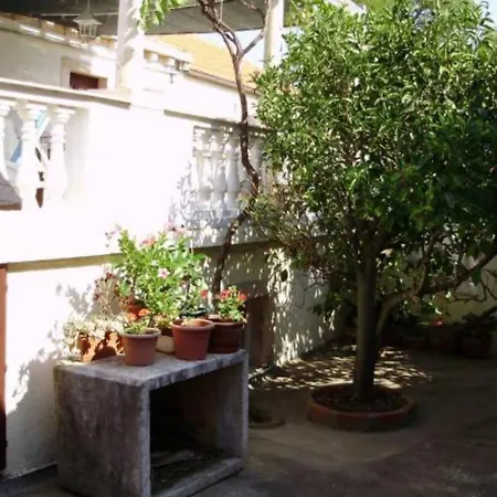 Kiki Apartment *
